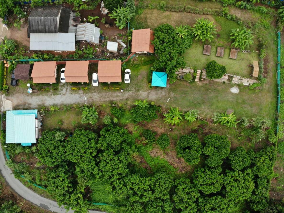 ホテル Phu Chaem House メーチェム エクステリア 写真