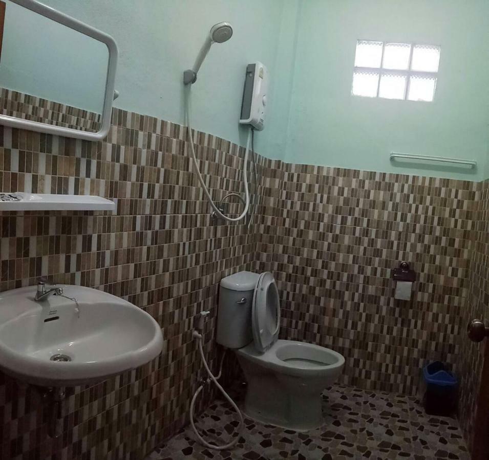 ホテル Phu Chaem House メーチェム エクステリア 写真